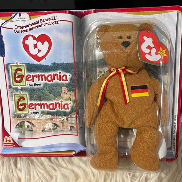 TY BEANIE BABY 1999 GERMANIA BEAR RARE WITH ERRORS - Picture 1 of 5
